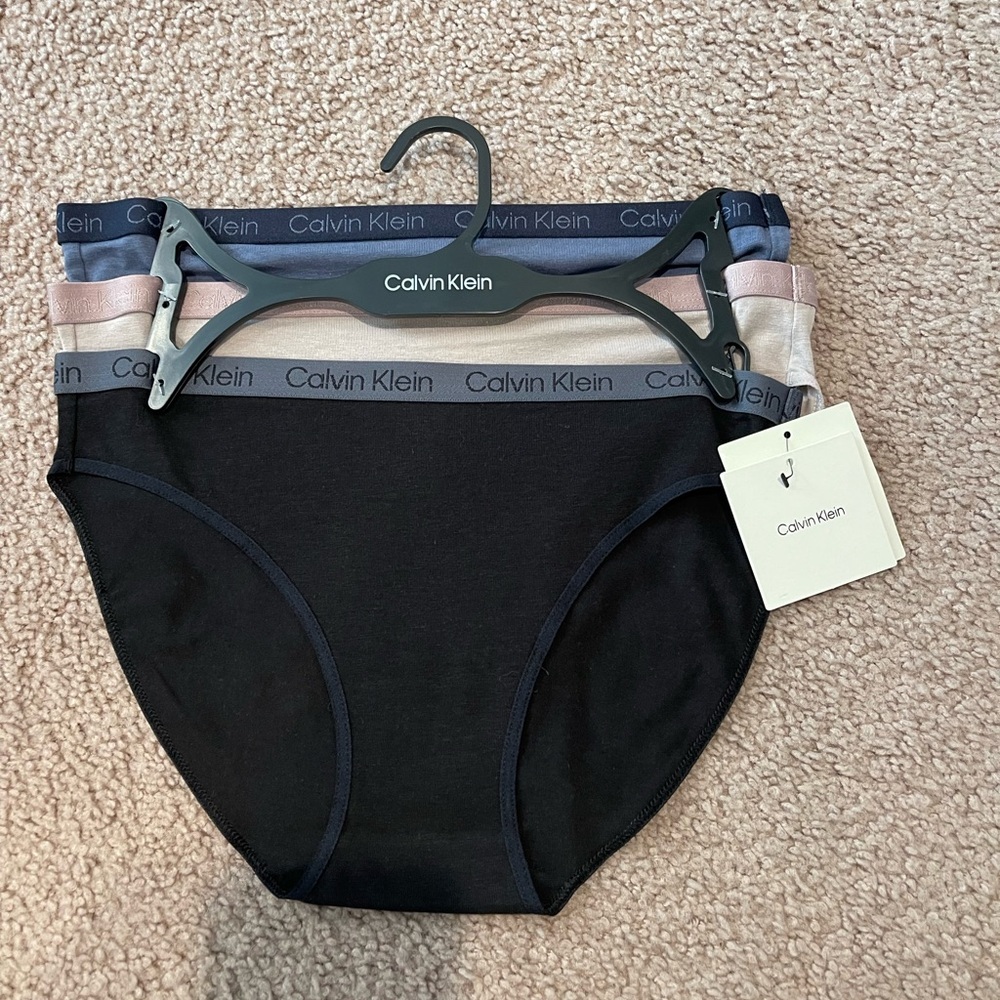 CALVIN KLEIN 3pcs Cotton Modal Blend Underwear